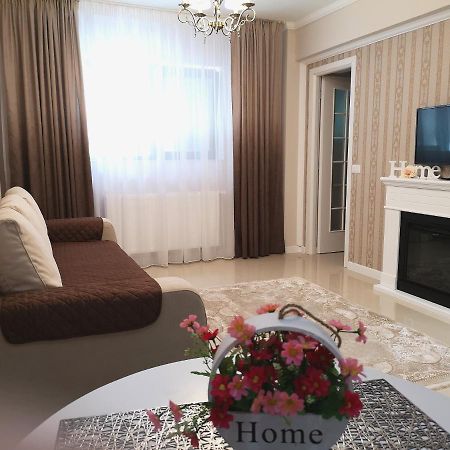 Yns Rooms Iasi Eksteriør bilde