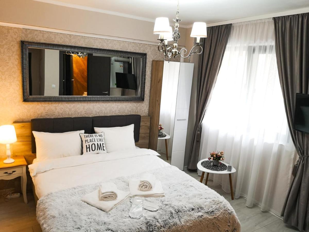 Yns Rooms Iasi Eksteriør bilde