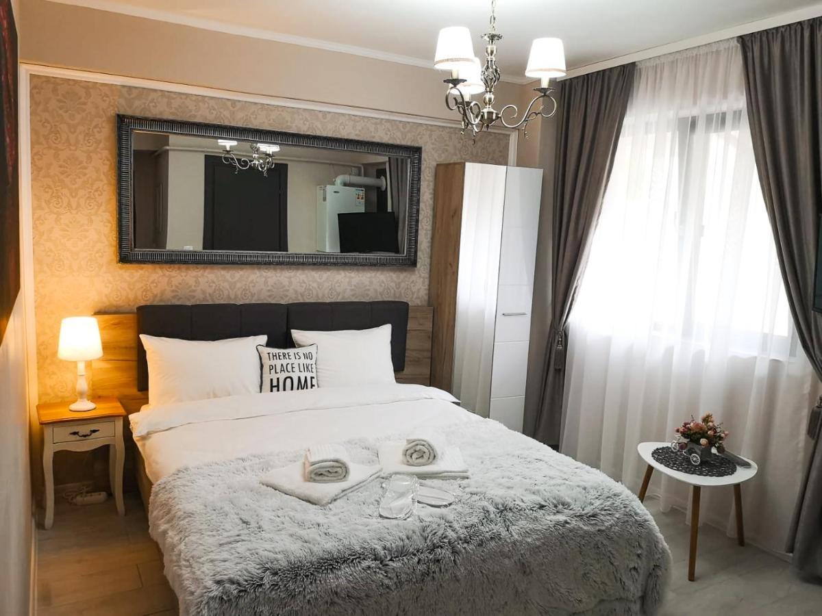 Yns Rooms Iasi Eksteriør bilde